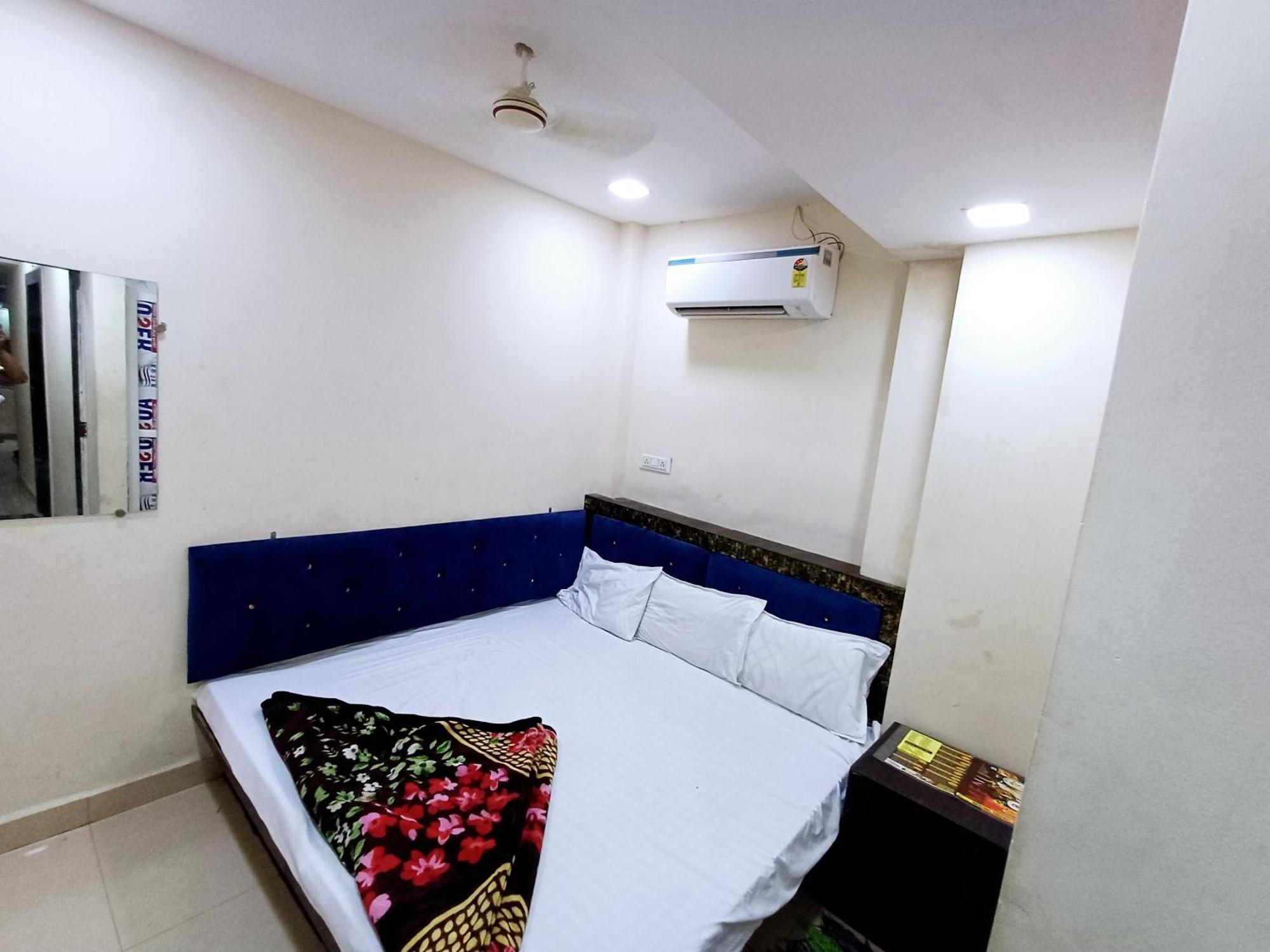Hotel Blue Tower Ujjain Exterior foto