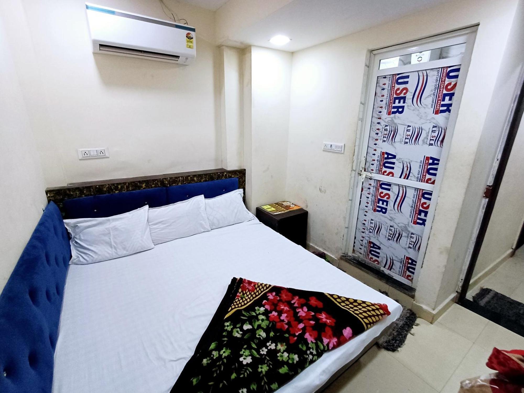 Hotel Blue Tower Ujjain Exterior foto