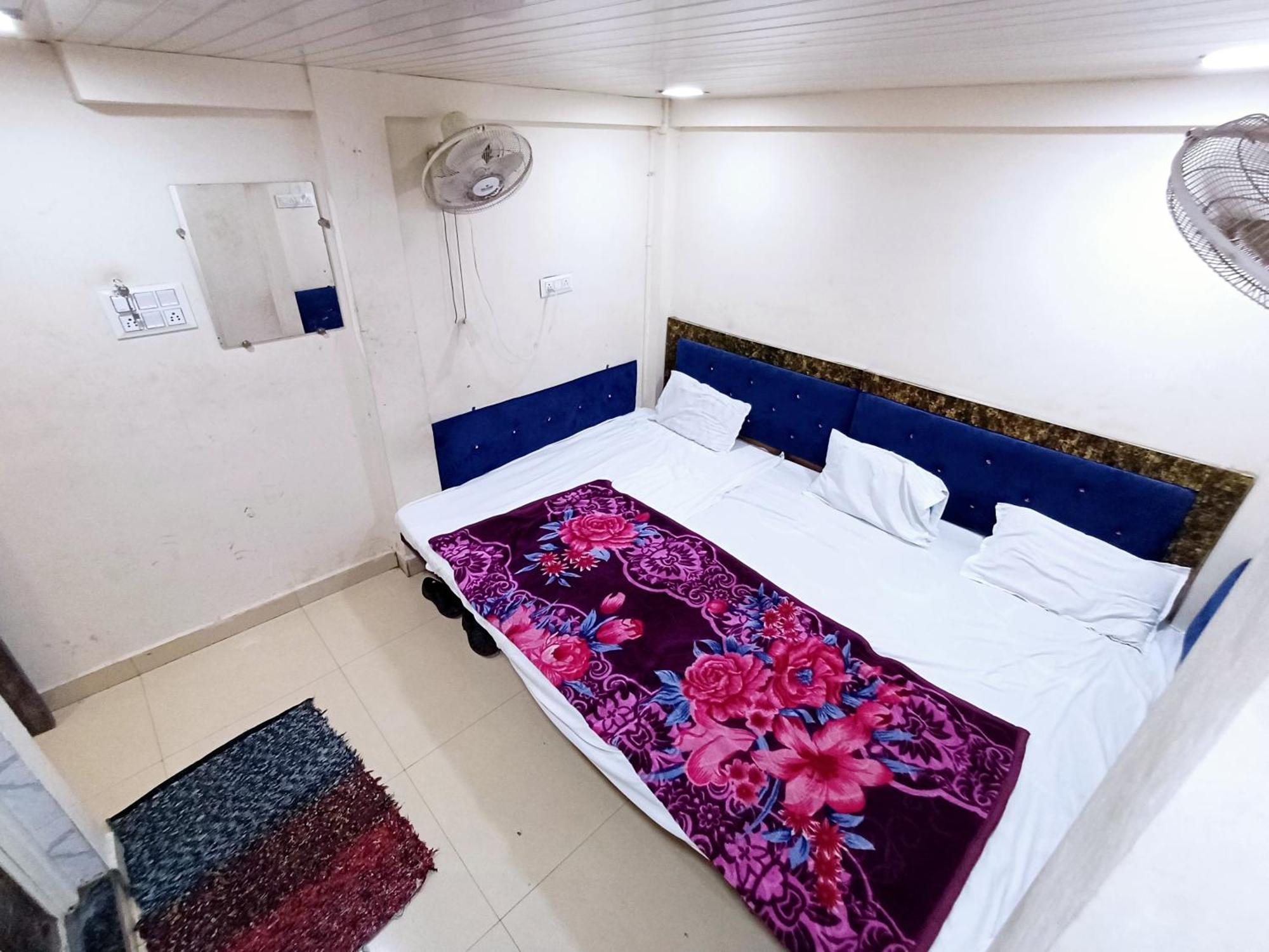 Hotel Blue Tower Ujjain Exterior foto